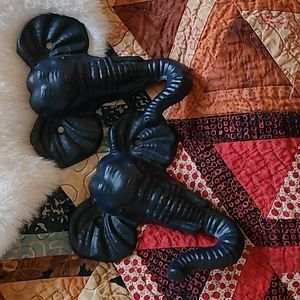 2 PC Blue Cast Iron Elephant Hanging Trunk Wall Hooks